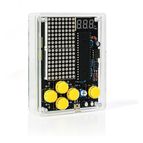 PixelPlay – echtes Produktfoto der fertig gebauten Konsole (HU-001, LED-Matrix)